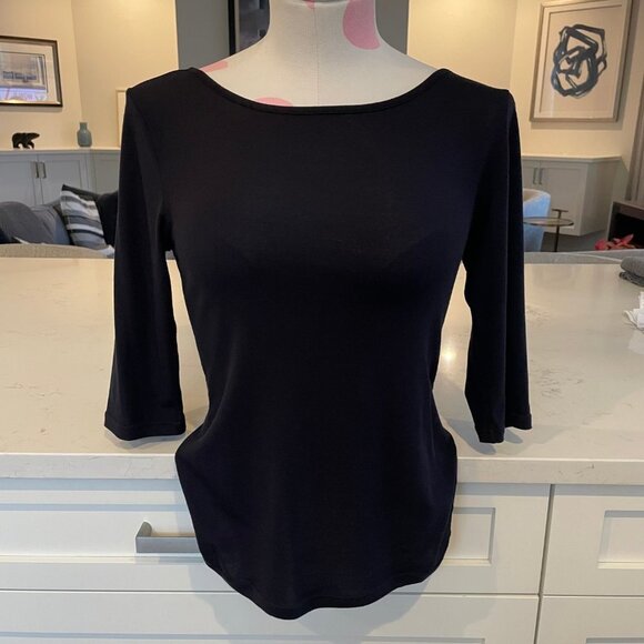 Theory Yorisa Fine Ribbed Boatneck or Scoop Neck Viscose Top Navy Sz M NWOT - Picture 13 of 13